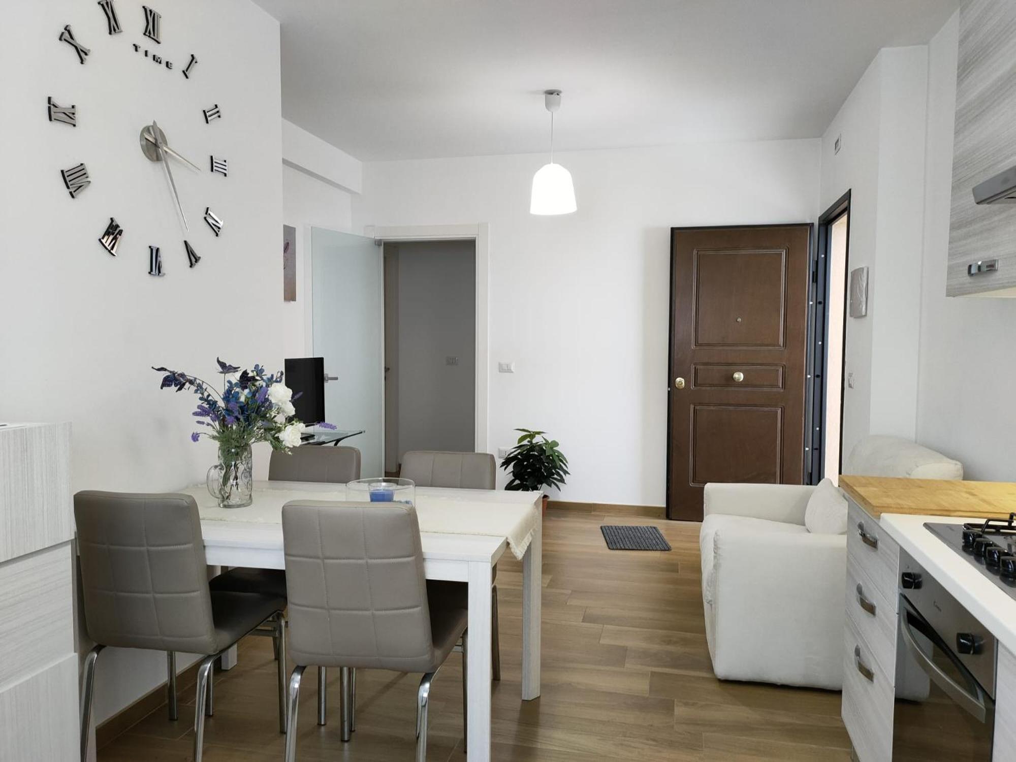 Villino Maria Pia, Appartamento In Villino In Centro Storico LʼAquila Zewnętrze zdjęcie