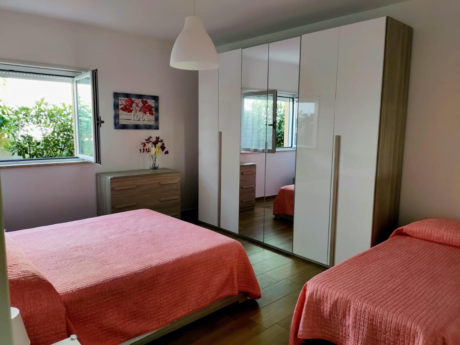 Villino Maria Pia, Appartamento In Villino In Centro Storico LʼAquila Zewnętrze zdjęcie